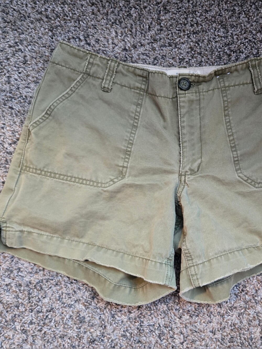 Vintage Old Navy Women's Green Cargo Chino Shorts Size 8
